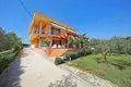 Villa 9 Schlafzimmer 390 m² Durrës, Albanien