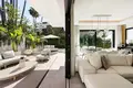 Stadthaus 4 Schlafzimmer 609 m² Marbella, Spanien