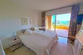 Mieszkanie 3 pokoi 122 m² Manilva, Hiszpania