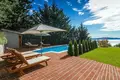 Villa de tres dormitorios 380 m² Icici, Croacia