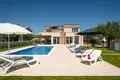 Villa de 4 dormitorios 250 m² Vinkuran, Croacia