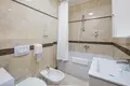 Wohnung 1 Schlafzimmer 64 m² Becici, Montenegro