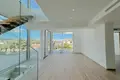 4-Schlafzimmer-Villa 560 m² Calp, Spanien