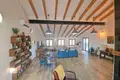 5-Schlafzimmer-Villa 385 m² lAlfas del Pi, Spanien