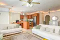 Квартира 3 комнаты 110 м² Чиплаклы, Турция