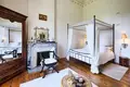 Castle 10 bedrooms 1 036 m² Gironde, France