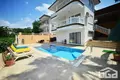 Villa 8 chambres 250 m² Alanya, Turquie