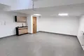Propiedad comercial 2 habitaciones 51 m² en Varsovia, Polonia