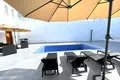 3 bedroom apartment 200 m² Adeje, Spain