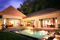 Villa de tres dormitorios 322 m² Phuket, Tailandia