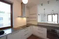 Gewerbefläche 3 zimmer 87 m² in Warschau, Polen