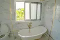 villa de 3 chambres 327 m² Rawai, Thaïlande