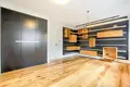 Квартира 370 м² Варшава, Польша