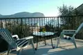 Villa de 4 dormitorios 260 m² Budva, Montenegro