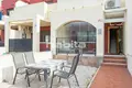 Mieszkanie 3 pokoi 67 m² Torrevieja, Hiszpania