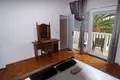 villa de 5 dormitorios 200 m² Omis, Croacia