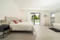 3-Schlafzimmer-Villa 234 m² Marbella, Spanien