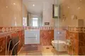 2 bedroom apartment 130 m² Marbella, Spain