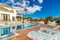 Haus 16 Schlafzimmer 1 337 m² Benahavis, Spanien