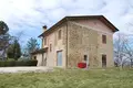 Edificio rentable 240 m² en Umbertide, Italia