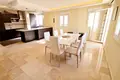 Mieszkanie 2 pokoi 90 m² Fuengirola, Hiszpania