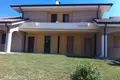 Propiedad comercial 350 m² en Terni, Italia
