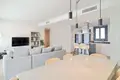 Wohnung 2 Schlafzimmer 131 m² Estepona, Spanien
