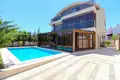 5 bedroom villa 260 m² Serik, Turkey
