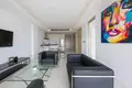 Mieszkanie 2 pokoi 118 m² Karon, Tajlandia