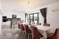 Casa 4 habitaciones 315 m² Opcina Marina, Croacia