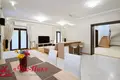 Коттедж 280 м² Юхновка, Беларусь