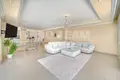 Penthouse 3 bedrooms 195 m² Mahmutlar, Turkey