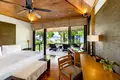 Villa de tres dormitorios 742 m² Phuket, Tailandia