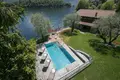 3 bedroom villa 350 m² Tremezzo, Italy