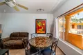1 bedroom condo 63 m² West Bay, Honduras