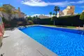 Szeregowiec 3 pokoi 181 m² Marbella, Hiszpania