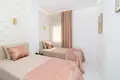 Mieszkanie 3 pokoi 60 m² Torrevieja, Hiszpania