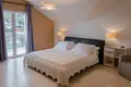 House 10 rooms 562 m² Sutivan, Croatia