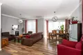 Mieszkanie 3 pokoi 77 m² Poznań, Polska