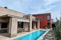 Haus 4 Schlafzimmer 207 m² Opcina Fazana, Kroatien