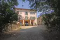 Villa 14 bedrooms 1 000 m² Florence, Italy