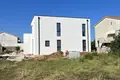 3-Schlafzimmer-Villa 125 m² Vrsi, Kroatien