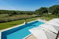 5 room house 372 m² Mrgani, Croatia