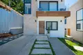 Дом 2 спальни 159 м² West Bay, Гондурас