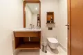 Квартира 2 спальни 178 м² Тиват, Черногория