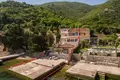 Casa 6 habitaciones 350 m² Morinj, Montenegro