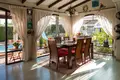 Villa 2 Schlafzimmer 146 m² l Alfas del Pi, Spanien