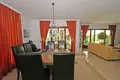 5-Schlafzimmer-Villa 605 m² Marbella, Spanien