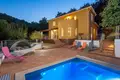 villa de 5 dormitorios 200 m² Veprinac, Croacia