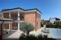 3-Schlafzimmer-Villa 190 m² Umag, Kroatien